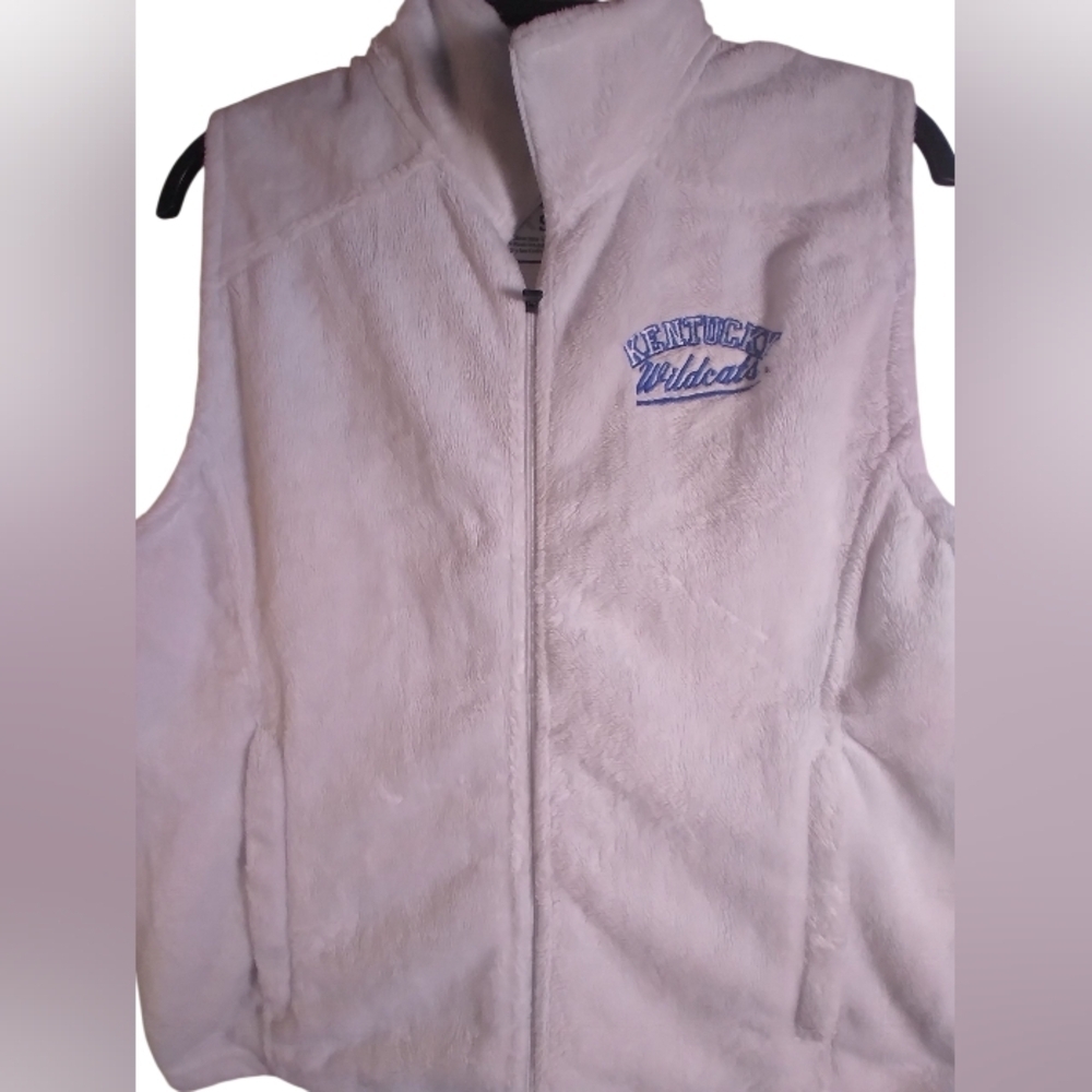 Kentucky Wildcats White Faux Fur Vest Full Zip Size Small Outdoors Athletic